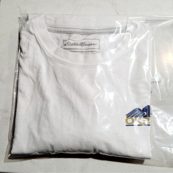 EDDIE BAUER Legendwash OK3AIR Aircraft Logo GRAPHIC T Medium NWOT Plane Flight - Picture 6 of 9